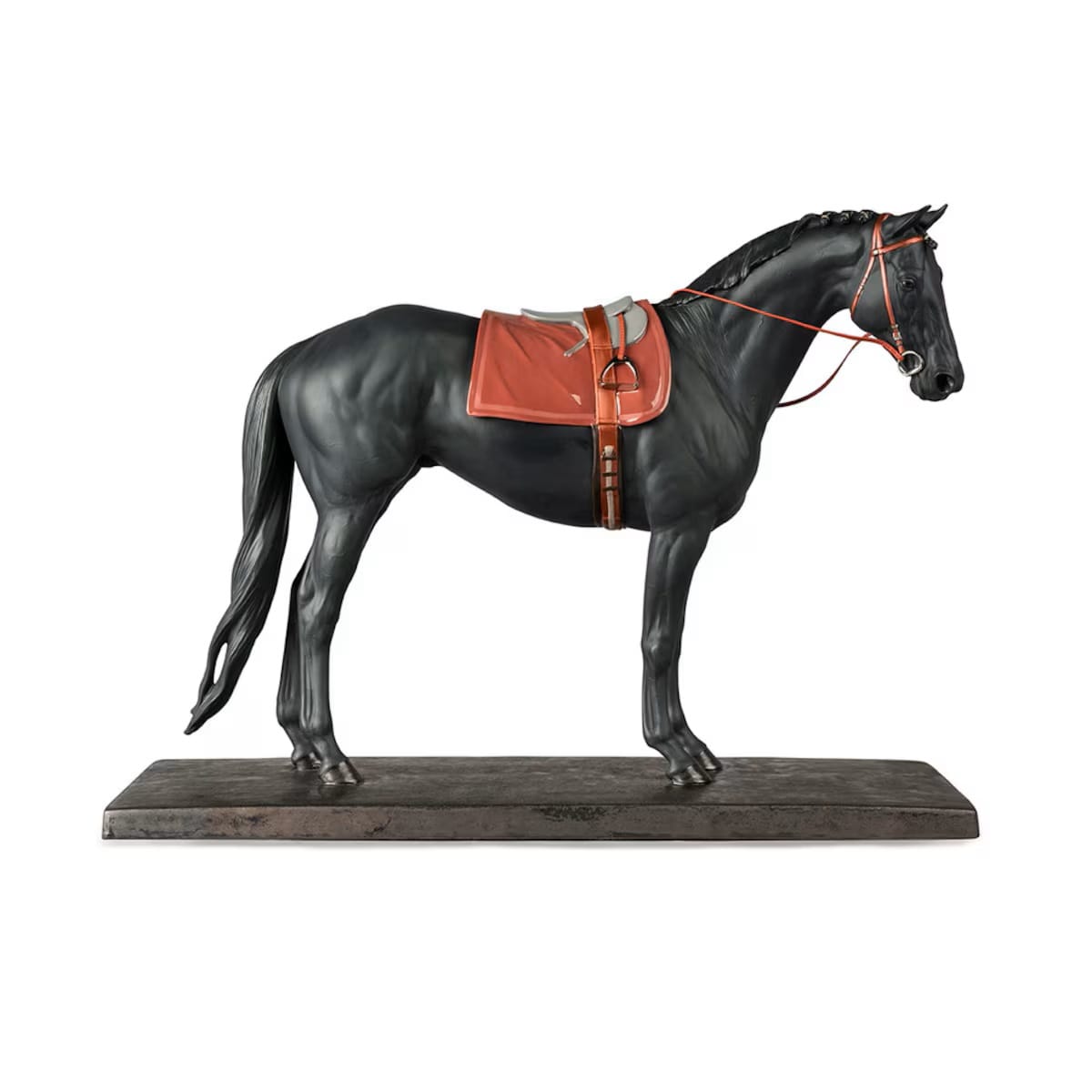 figura-caballo-negro-lladro Figura de caballo negro y silla roja de Lladró